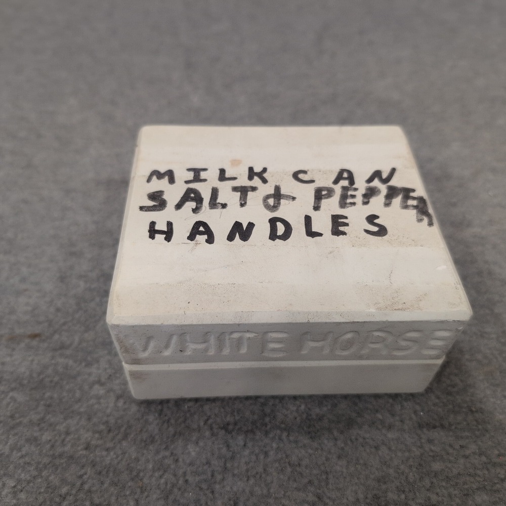 White Horse Milk Can Salt Pepper Shaker Holder Mold 1046 Craft Supplies - Picture 4 of 5